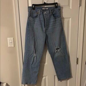 Levi Ribcage straight ankle Blue Distressed Jeans